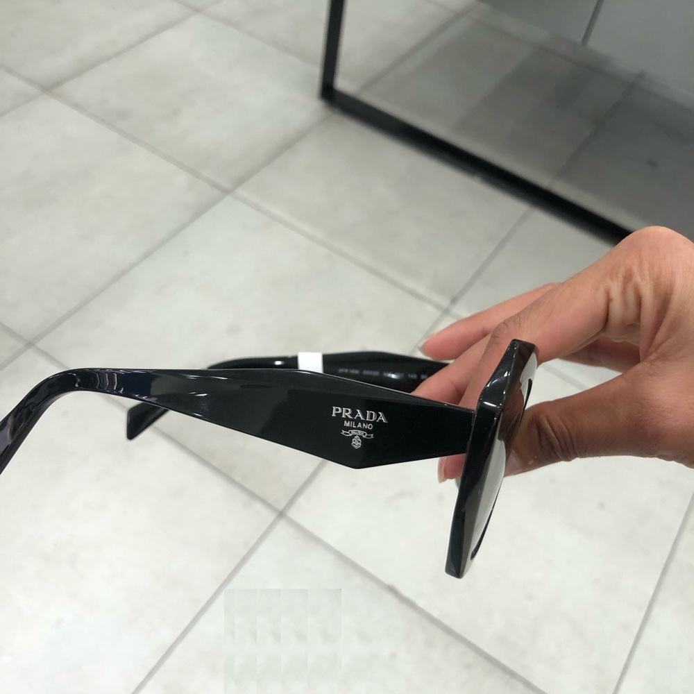 🤩🤩🤩prada  sunglasses 😻😻🤑 - Picture 14 of 16